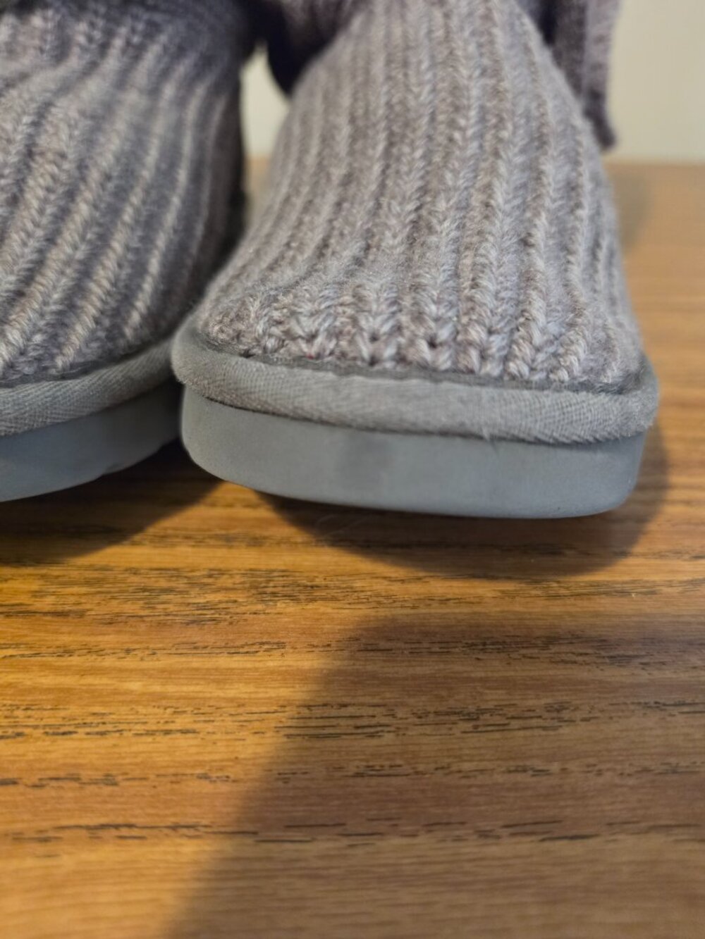 UGG Australia Classic Cardy Knit Boots Grey Suede 3-Button Womens Size 10 101655 - Picture 9 of 11